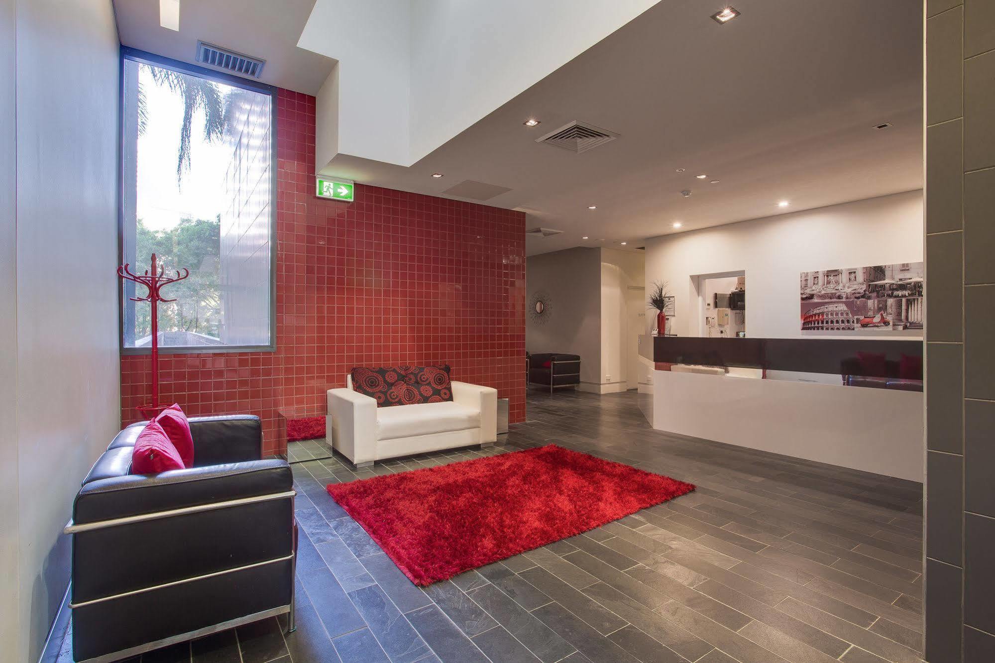 Quattro On Astor Apartments Brisbane By Restt Exterior foto